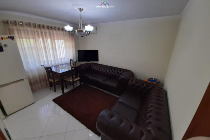 Shqiperi, jepet me qera apartament 1+1 Kati 2, 60 m² 450 € (Rruga Viktor Eftimiu)