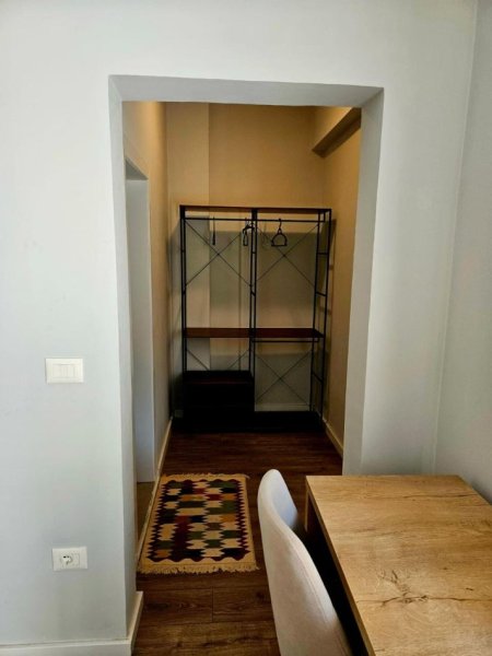 Tirane, shitet apartament 5+1+Aneks+Ballkon , 285 m² 950.000 € (Rruga e Durresit)