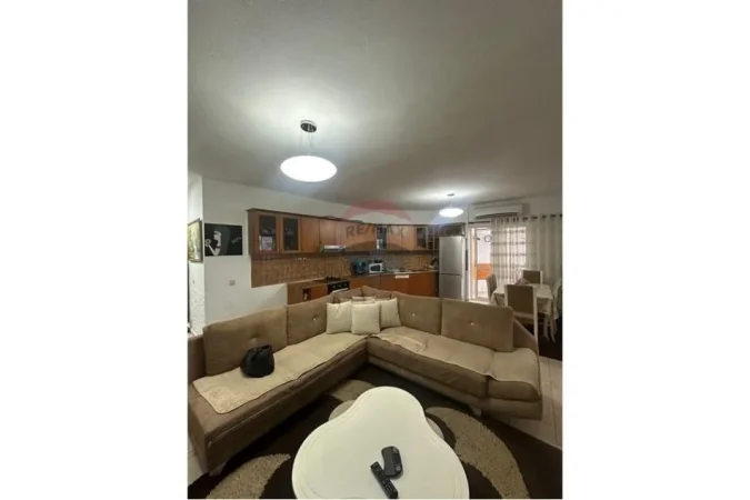 Tirane, shitet apartament 2+1+Ballkon Kati 10, 91 m² 155.000 € (Don Bosko)