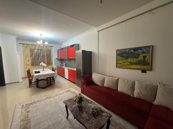 Tirane, jepet me qera apartament 2+1 Kati 1, 100 m² 550 € (NE QENDER TE SELITES, RRUGA GJIN GJERGJI)