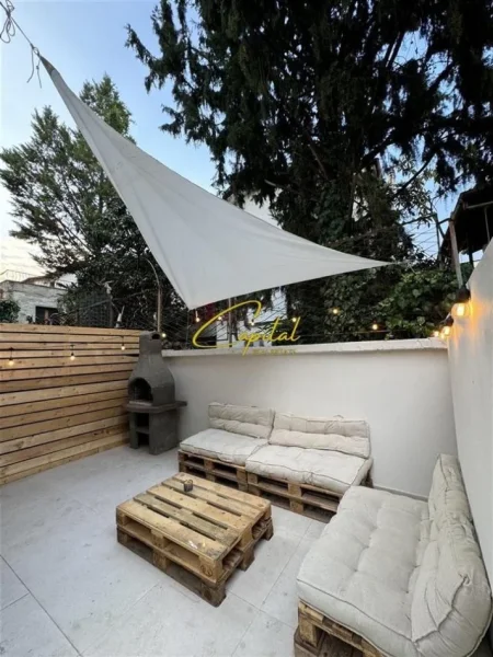 Tirane, jepet me qera apartament 2+1 Kati 1, 80 m² 700 € (ISH TREGU ELEKTRIK)