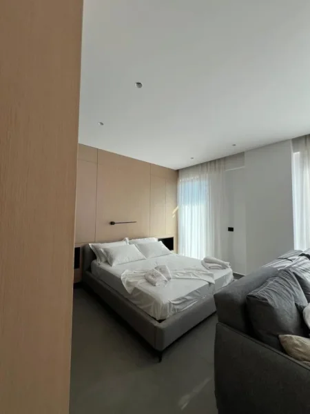 Tirane, jepet me qera garsonier 1+1 Kati 7, 60 m² 680 € (MYSLYM SHYRI)