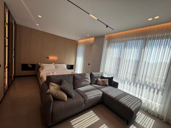 Tirane, jepet me qera garsonier 1+1 Kati 7, 60 m² 680 € (MYSLYM SHYRI)