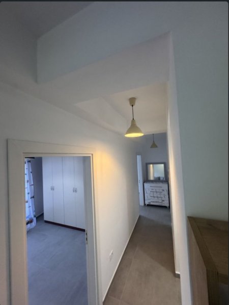 Tirane, jepet me qera apartament 2+1+Ballkon , 80 m² 705 € (Kodra e Diellit)