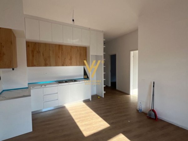 Tirane, shitet apartament 2+1+Ballkon Kati 7, 74 m² 130.000 € (ALIO DEMI , KAIMI)