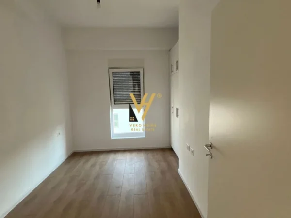 Tirane, shitet apartament 2+1+Ballkon Kati 7, 74 m² 130.000 € (ALIO DEMI , KAIMI)