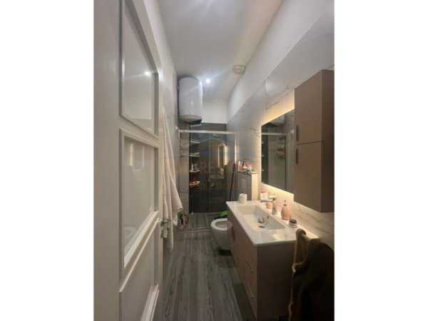 Durres, shitet apartament 2+1+Ballkon Kati 2, 90 m² 250.000 € 