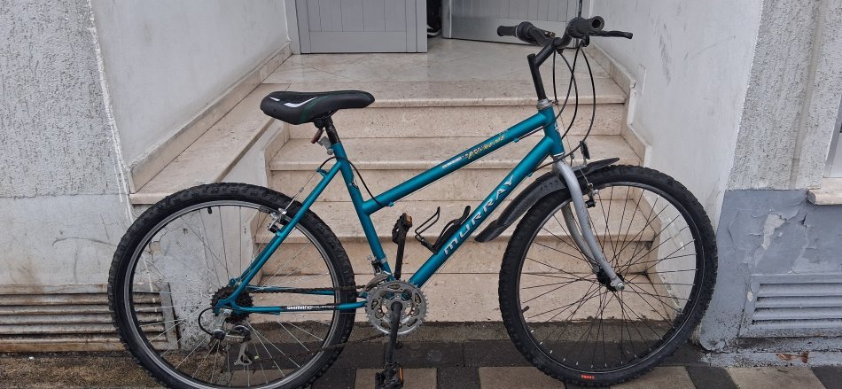 Tirane, oferte biciklete 26 gri e erret 90€