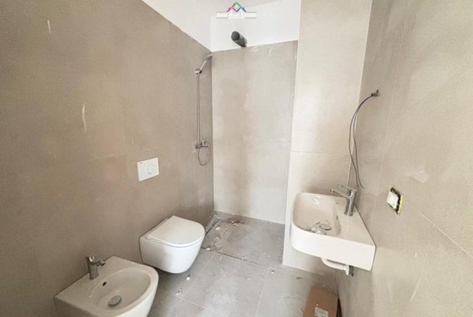 Tirane, shes apartament 2+1 Kati 7, 90 m² 98.000 € (Autostrada Tirane Durres)