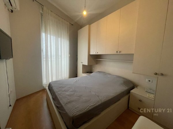 Tirane, jepet me qera apartament 1+1 Kati 11, 63 m² 550 € (kompleksi magnet)