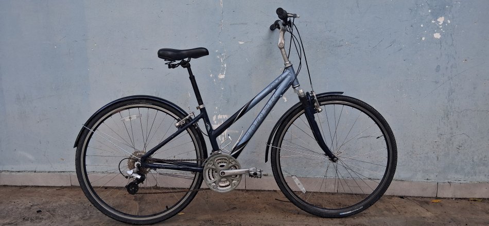 Tirane, oferte biciklete 26 gri e erret 120 €