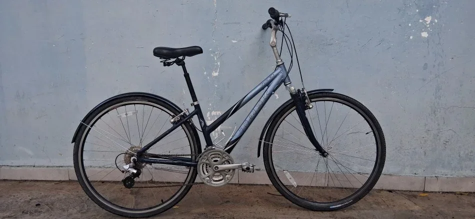 Tirane, oferte biciklete 26 gri e erret 120 €