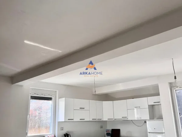 SHITET VILE 3 KATESHE "MAVROVE,MAQEDONI" 349.000 EURO