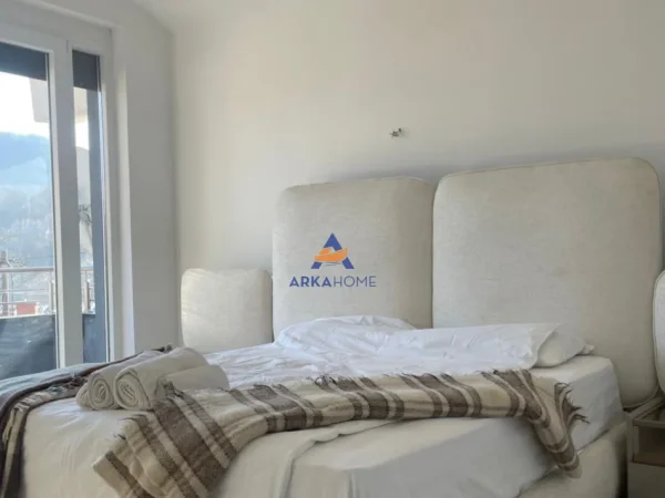 SHITET VILE 3 KATESHE "MAVROVE,MAQEDONI" 349.000 EURO