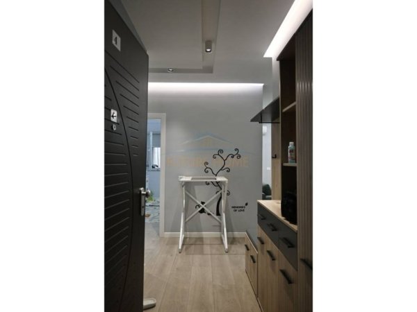 Tirane, shitet apartament 2+1 Kati 7, 107 m² 215.000 € (TREGU ELEKTRIK)