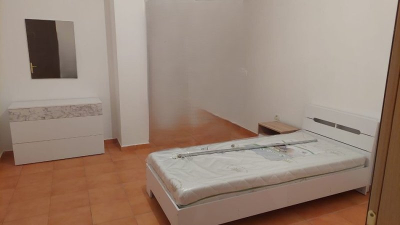 Tirane, jepet me qera apartament 2+1 Kati 8, 104 m² 450 € (Rruga Bulevardi Kashar)