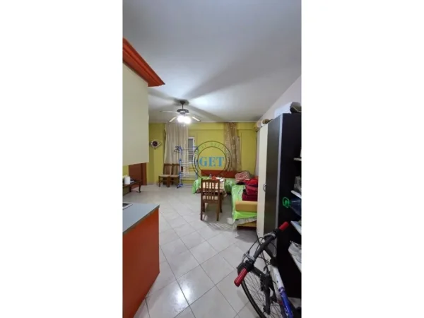 Durres, shitet apartament 1+1+Ballkon Kati 4, 80.000 € 