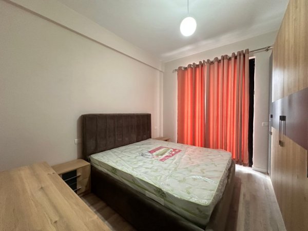 Tirane, jepet me qera apartament 2+1 Kati 5, 570 € (Astir)