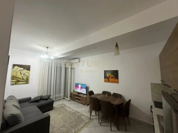 Tirane, shitet apartament 1+1+Ballkon Kati 3, 62 m² 115.000 € (BRRYLI)