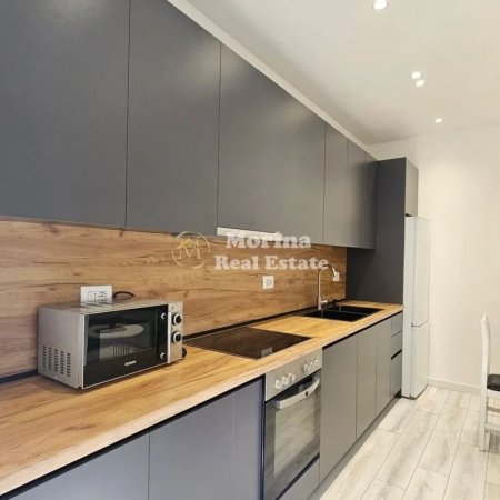 Tirane, jepet me qera apartament 2+1 Kati 4, 90 m² 400 € (Shkoze)