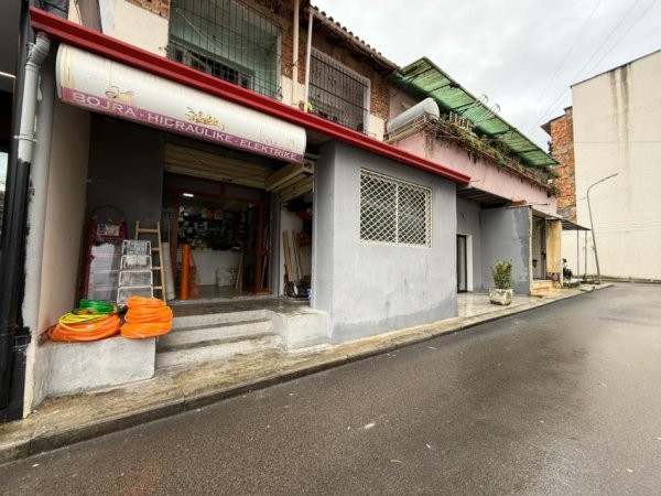 Tirane, jepet me qera ambjent biznesi Kati 0, 33 m² 200 € (Kinostudio) ID: 530581013-1