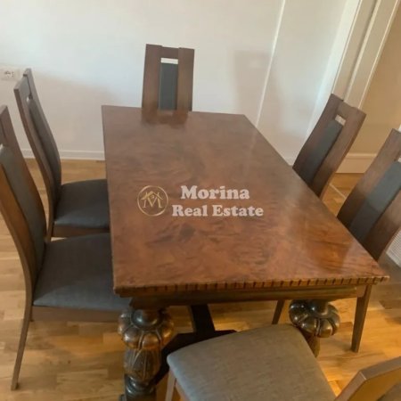 Tirane, jepet me qera apartament 3+1 Kati 3, 170 m² 2.000 € (Blloku)