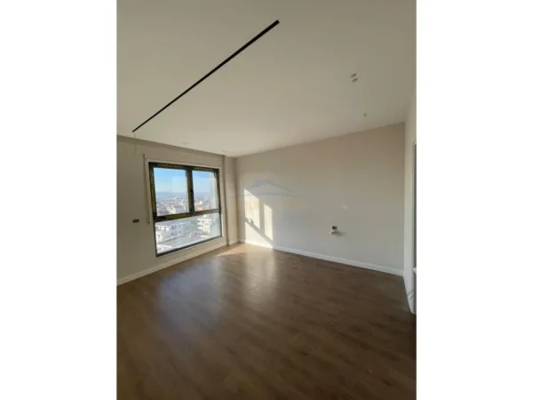Tirane, shitet apartament 2+1+Ballkon Kati 8, 104 m² 205.000 € (Jordan Misja)