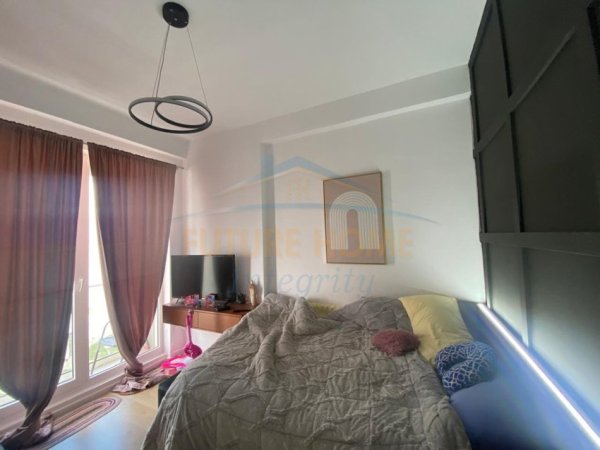 Shitet, Vilë 3-Katëshe+2 Poste parkimi, AbA Residence, 399.000 €