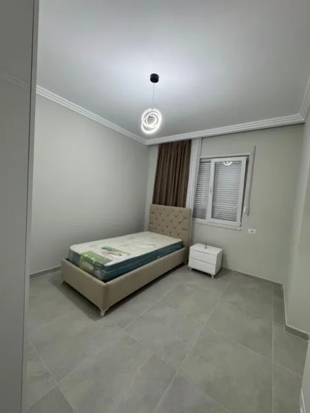 Apartament 2+1 Kati 6, 98 m² 500 € (Univers City)