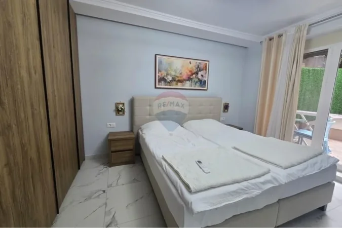 Tirane, jepet me qera apartament 1+1 , 71 m² 550 € (Rruga Xhavit Shyqyri Demneri.)