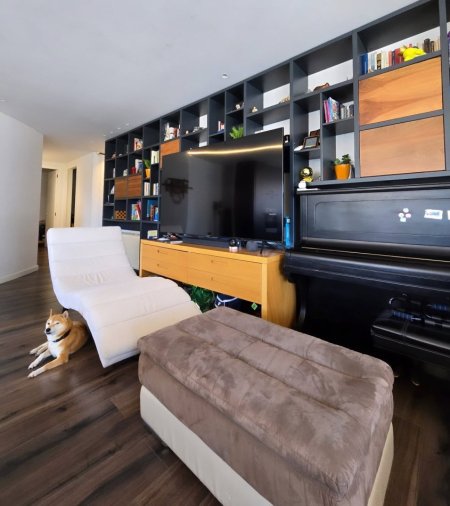 Tirane, shitet apartament 2+1 , 200 m² 449.000 € 