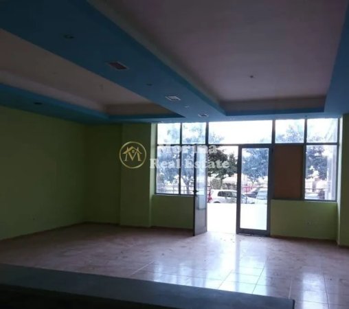Tirane, shitet ambjent biznesi Kati 0, 71 m² 140.000 € (Kamez)