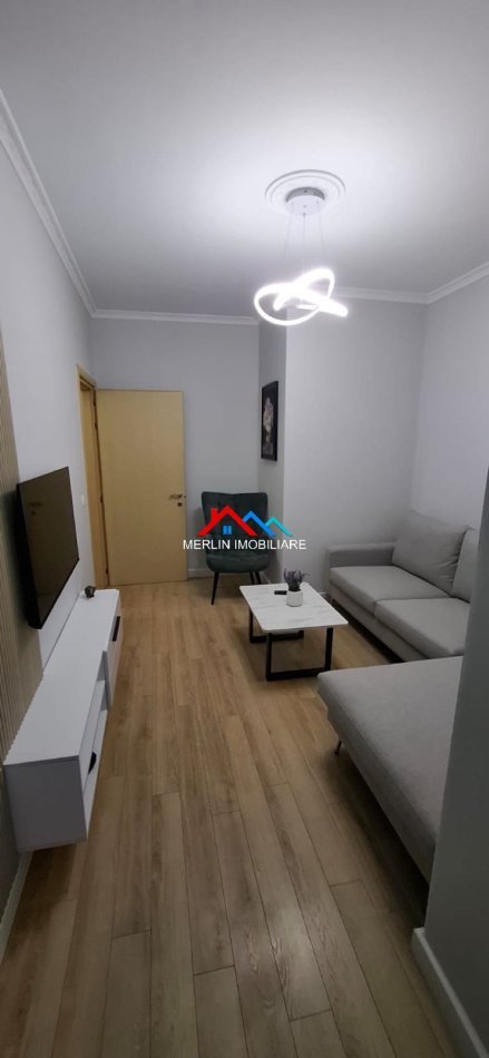 Tirane, jepet me qera apartament 1+1+Ballkon Kati 0, 58 m² 570 € (RRUGA RRAPO HEKALI,KODRA E DIELLIT)