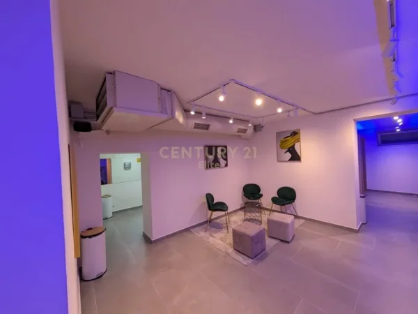 Tirane, jepet me qera ambjent biznesi Kati 0, 156 m² 1.799 € (Tirana e re)