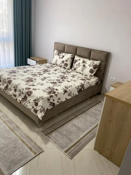 Tirane, jepet me qera apartament 2+1+Ballkon Kati 4, 50.000 € (Alajdin Frasheri)