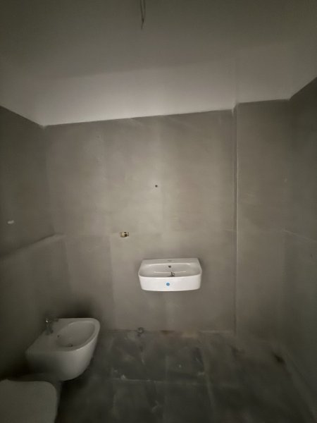 Tirane, shitet apartament 2+1+Ballkon Kati 3, 95 m² 96.000 € (Univers City Apartament 2+1+2 Per Shitje Okazion 1020€/m2 Faze Perfundimi)