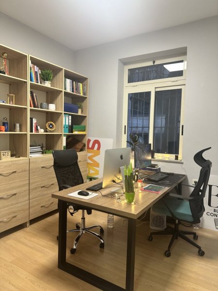 Tirane, jap me qera apartament 1+1 Kati 1, 50 m² 550 € (Pallatet Agimi)