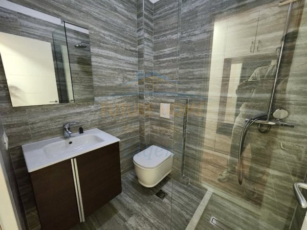 Tirane, jepet me qera apartament 2+1+Ballkon Kati 3, 105 m² 850 € (Kopshti Zoologjik)