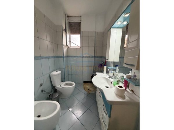 Tirane, shitet apartament 2+1+Ballkon Kati 2, 89 m² 150.000 € (Kodra e Priftit)