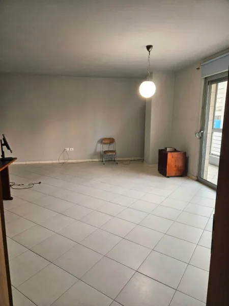 Tirane, shitet apartament 2+1+Ballkon , 103 m² 247.420 € (Zogu i Zi)