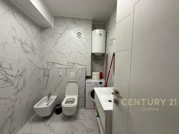 Tirane, jepet me qera apartament 1+1 Kati 1, 65 m² 600 € (medar shtylla)