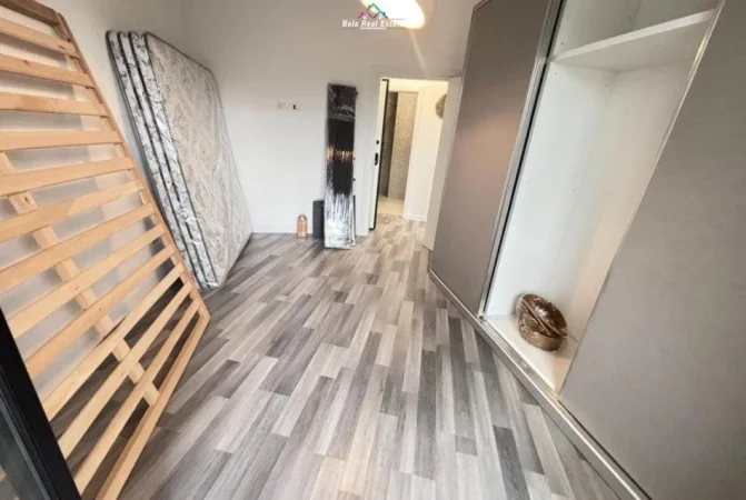 Tirane, jepet me qera apartament 1+1+Ballkon Kati 2, 76 m² 700 € (Spring Residence)