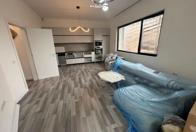 Tirane, jepet me qera apartament 1+1+Ballkon Kati 2, 76 m² 700 € (Spring Residence)