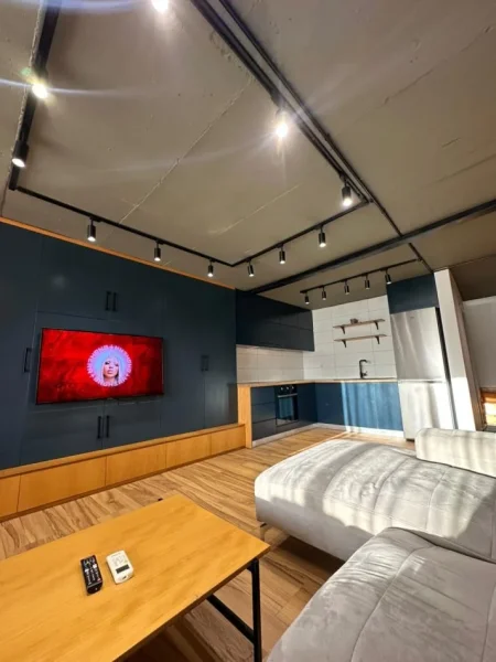 Tirane, shitet apartament duplex Dublex , 111 m² 170.000 € (Perballe Spitalit Amerikan 3)