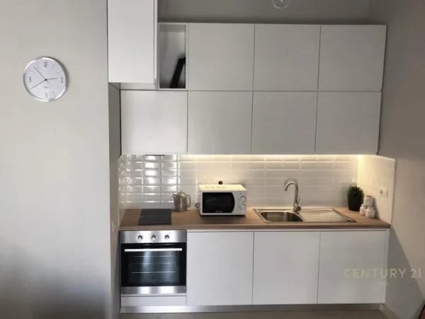 Tirane, jepet me qera apartament 1+1 Kati 11, 63 m² 550 € 