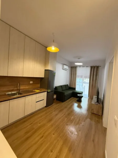 Tirane, jepet me qera apartament 1+1 Kati 3, 69 m² 700 € 