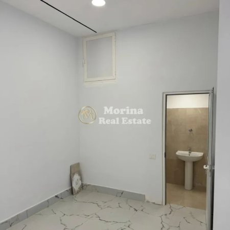 Tirane, jepet me qera ambjent biznesi Kati 1, 38 m² 900 € (Rruga Mine Peza)