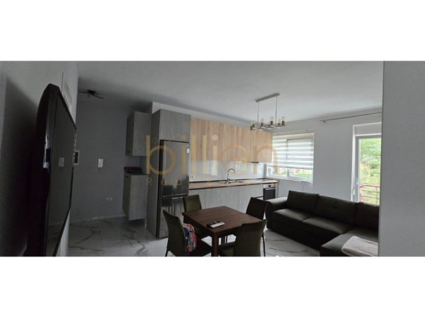 Tirane, jepet me qera apartament 2+1 , 85 m² 630 € (Liqeni i Thate)