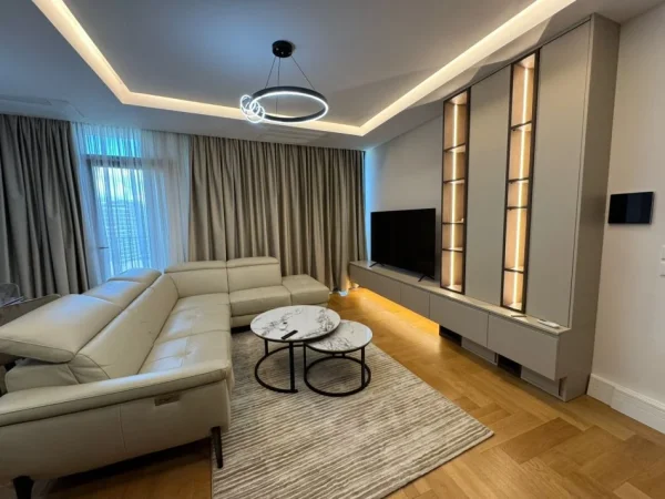 Tirane, shitet apartament 2+1 Kati 7, 126 m² 650.000 € (Liqeni i Tiranes)