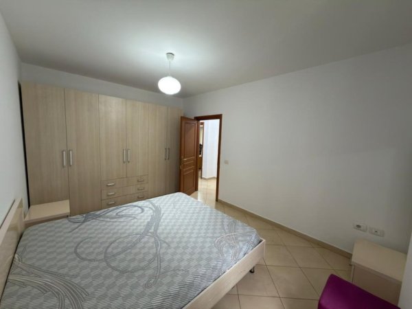 Tirane, jepet me qera apartament 2+1 Kati 5, 100 m² 550 € 